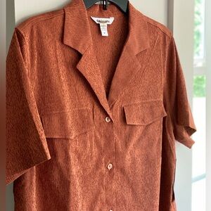 Athleta Echo Top Shirt NWT size Medium